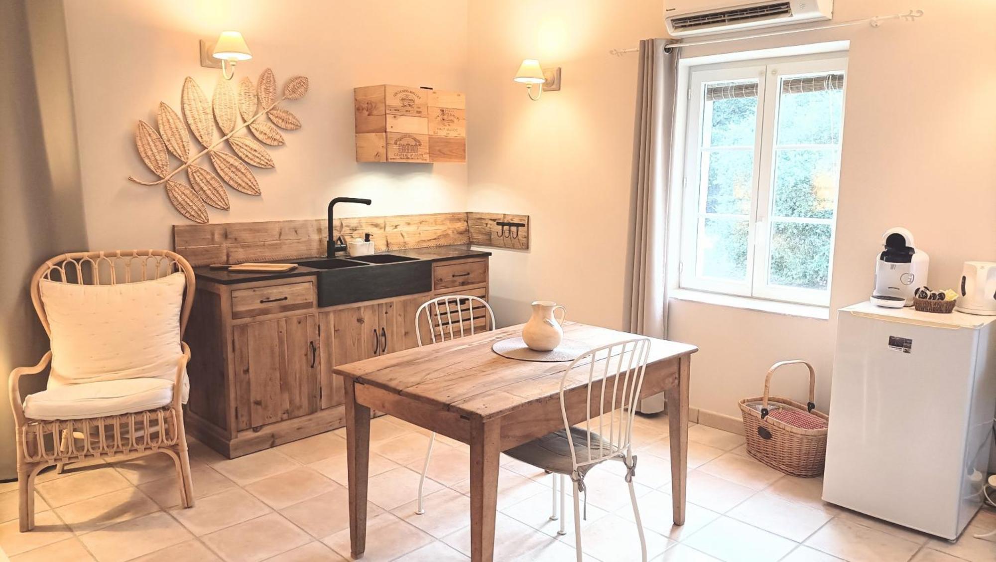 La Ferme Les Eybrachas Hotell Réauville Rom bilde
