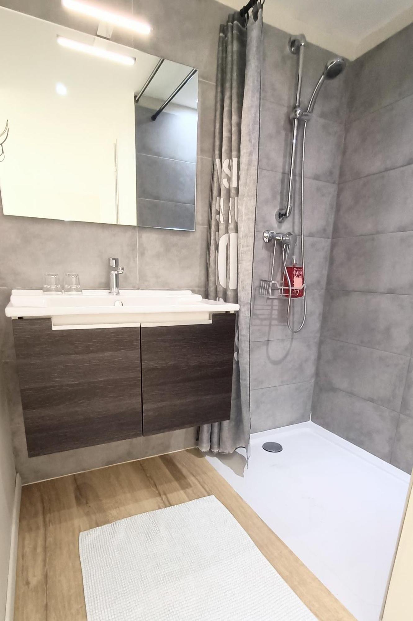 La Ferme Les Eybrachas Hotell Réauville Rom bilde